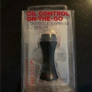 Revlon Oil-Control Roller - Black & Gold